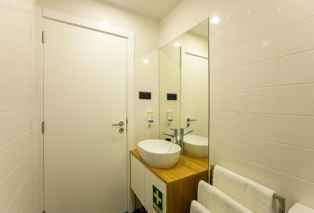 Charming Studio In Historic Downtown OOporto Esterno foto